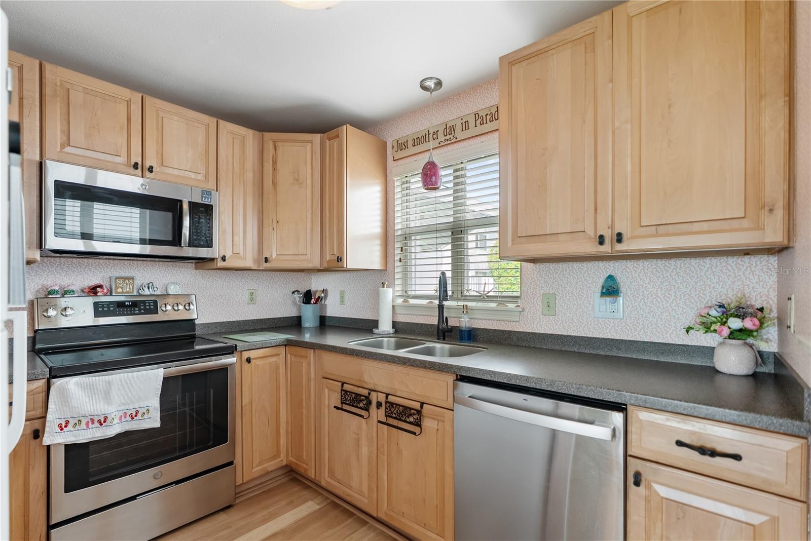 821 AUDUBON DR #821 — photo 16