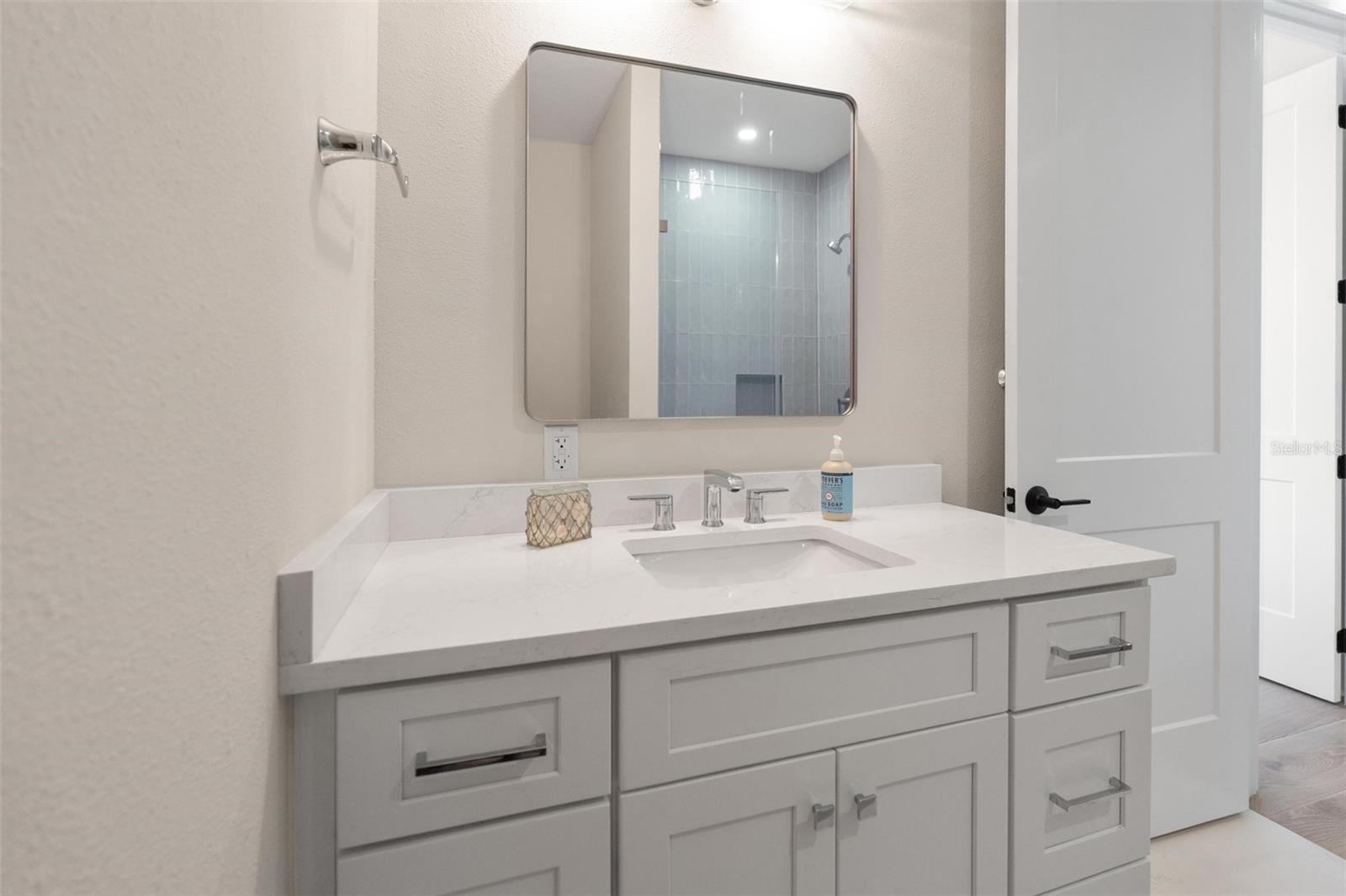 187 145TH AVE E #3 — photo 38