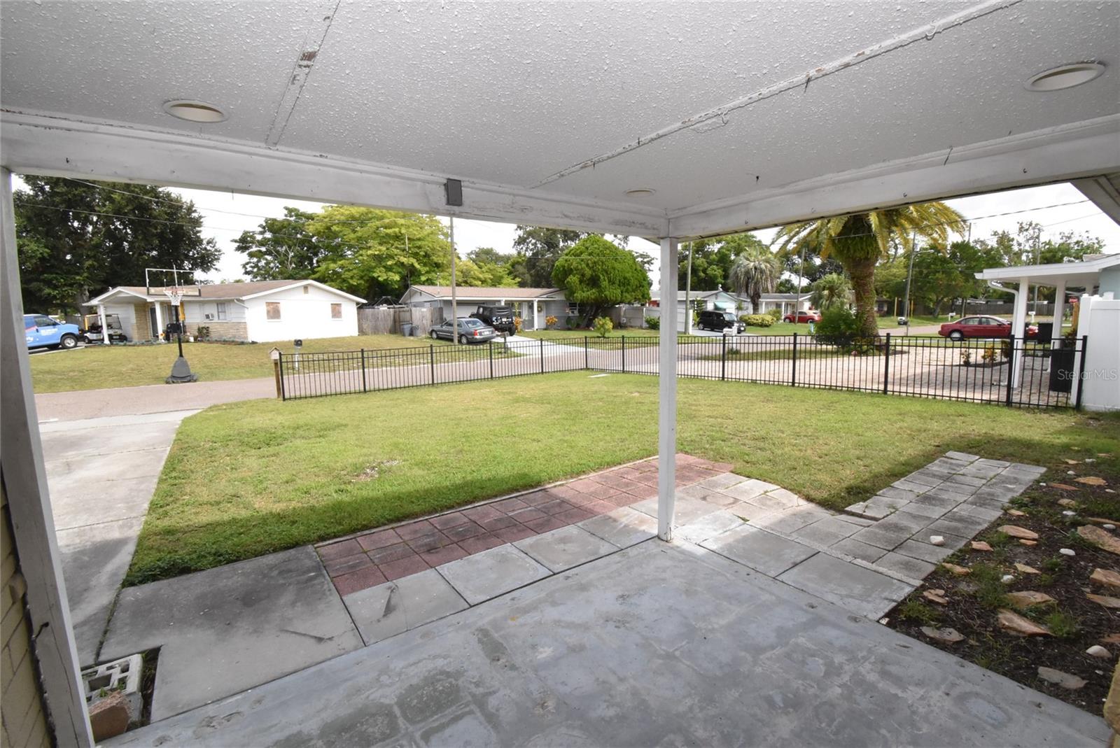 11025 PICKERING LN — photo 16