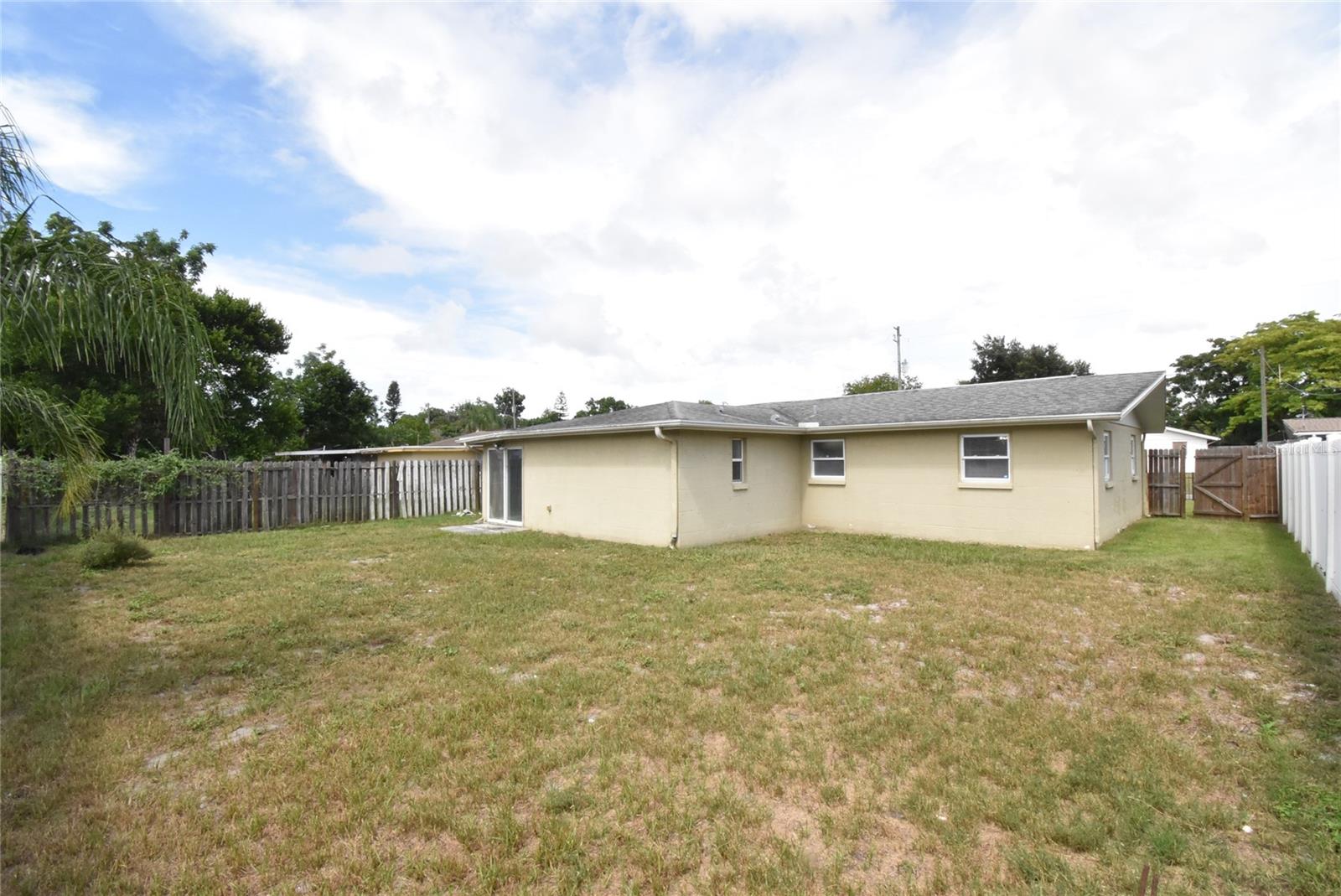 11025 PICKERING LN — photo 19