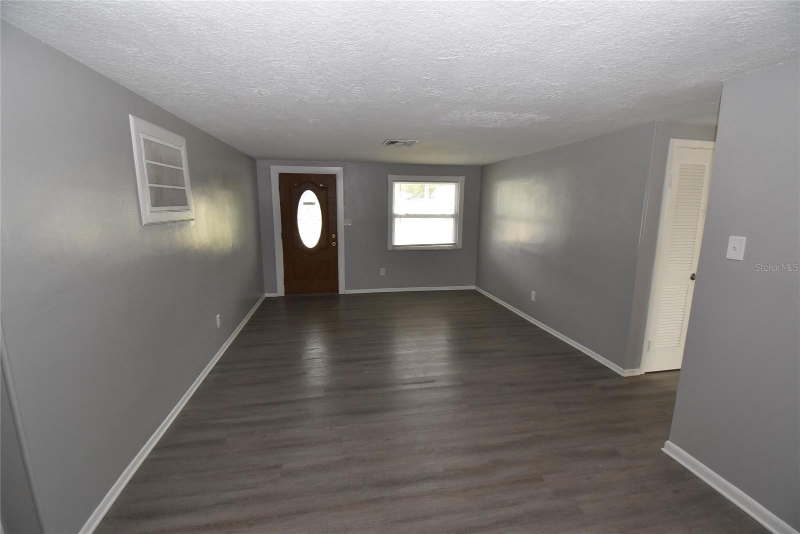 11025 PICKERING LN — photo 4