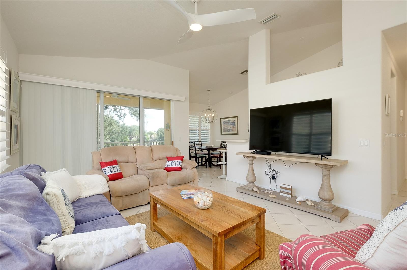 703 CASA DEL LAGO WAY #703 — photo 10