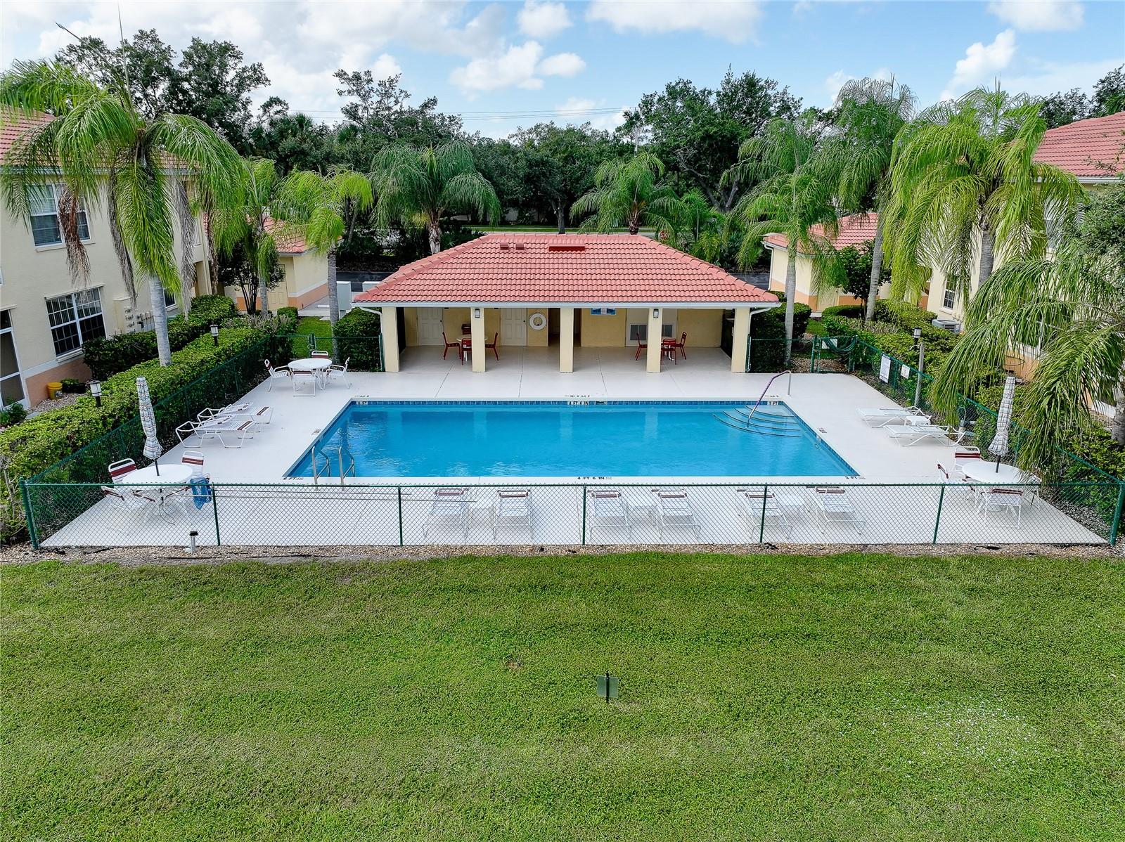 703 CASA DEL LAGO WAY #703 — photo 40