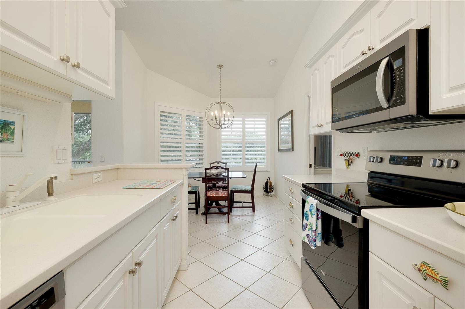 703 CASA DEL LAGO WAY #703 — photo 17