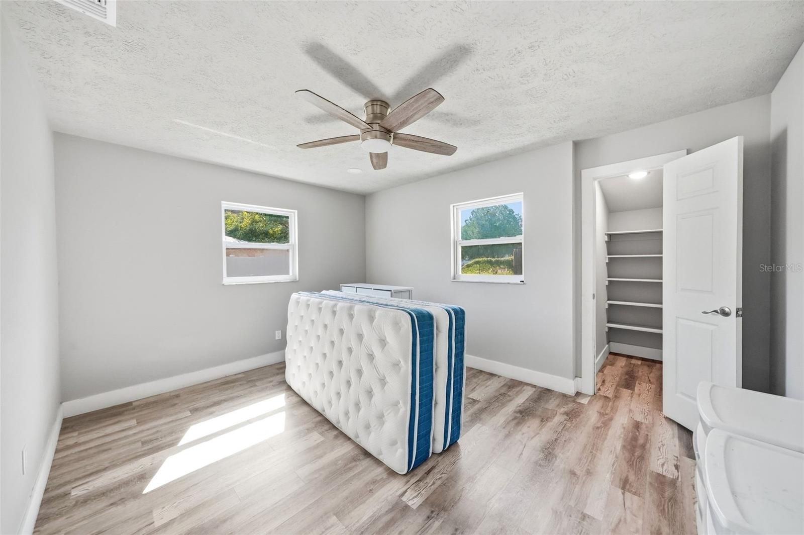 13536 LAKE MAGDALENE DR — photo 31