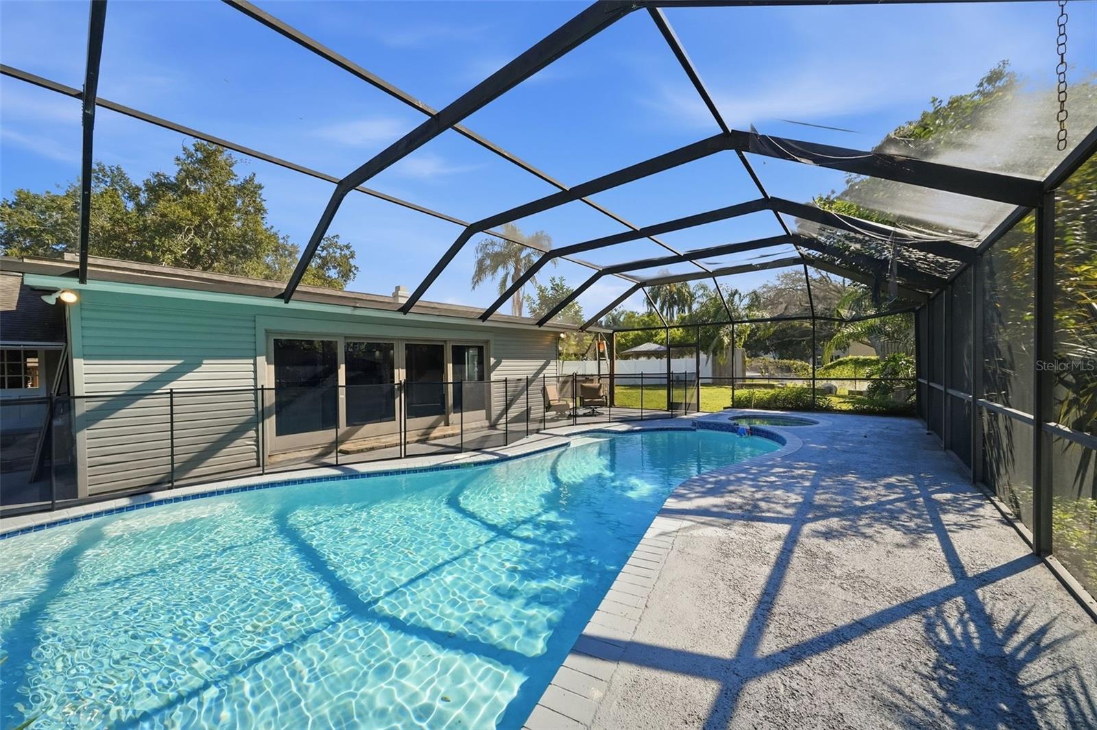 13536 LAKE MAGDALENE DR — photo 47