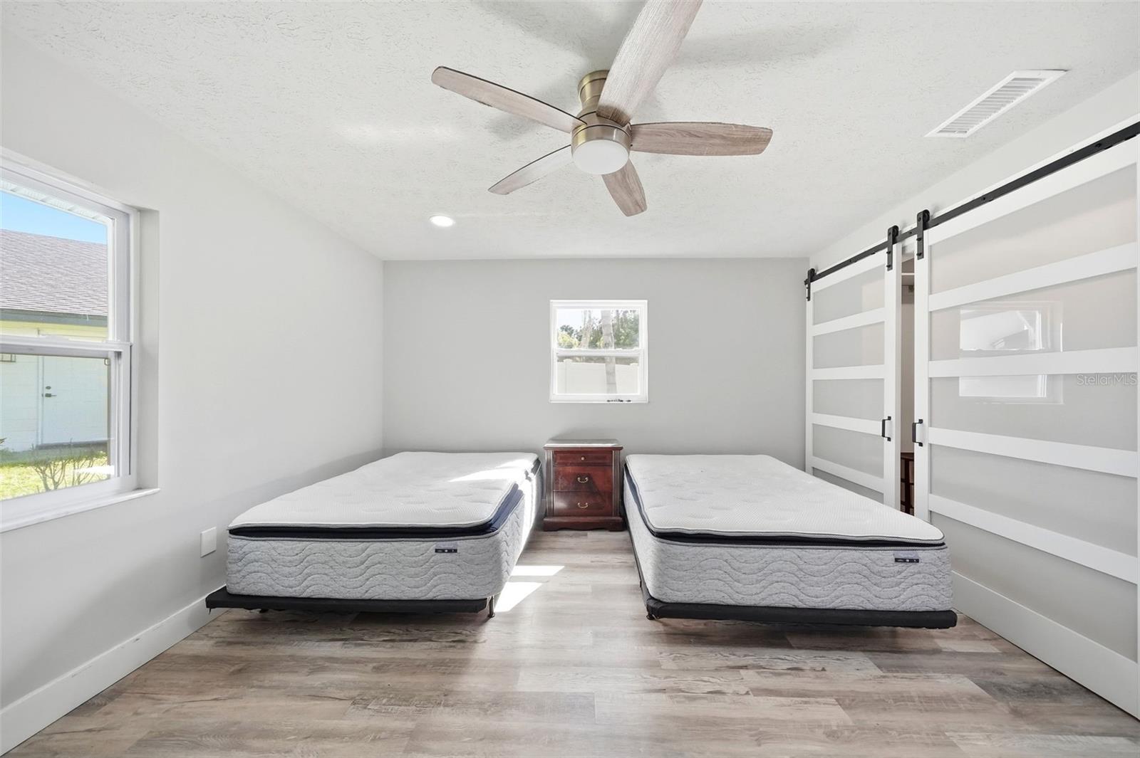 13536 LAKE MAGDALENE DR — photo 37