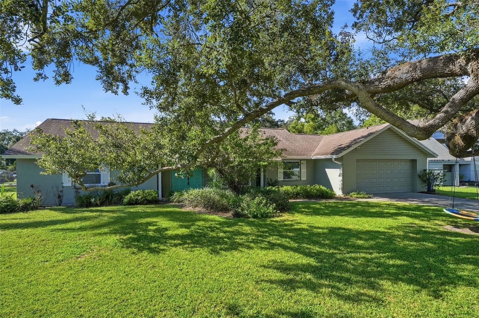 13536 LAKE MAGDALENE DR — photo 2