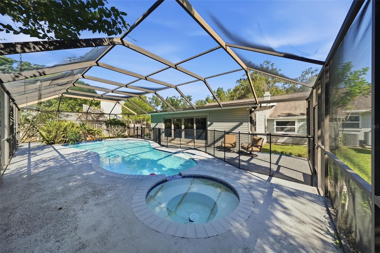 13536 LAKE MAGDALENE DR — photo 44