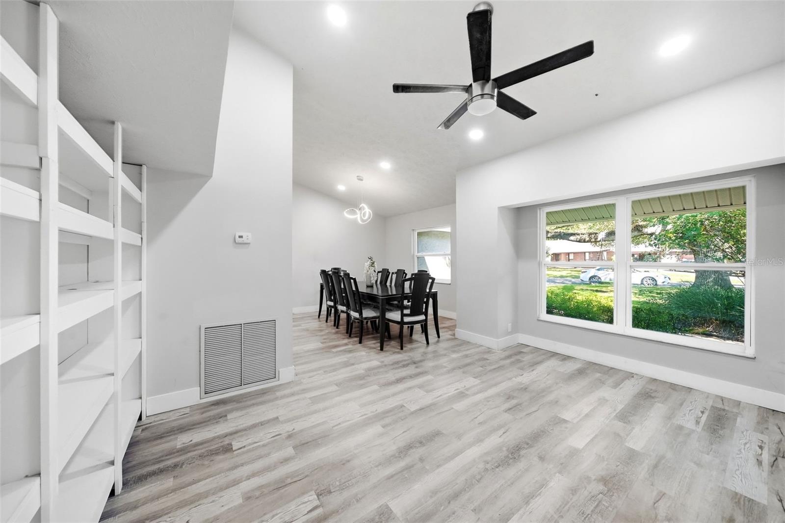 13536 LAKE MAGDALENE DR — photo 19
