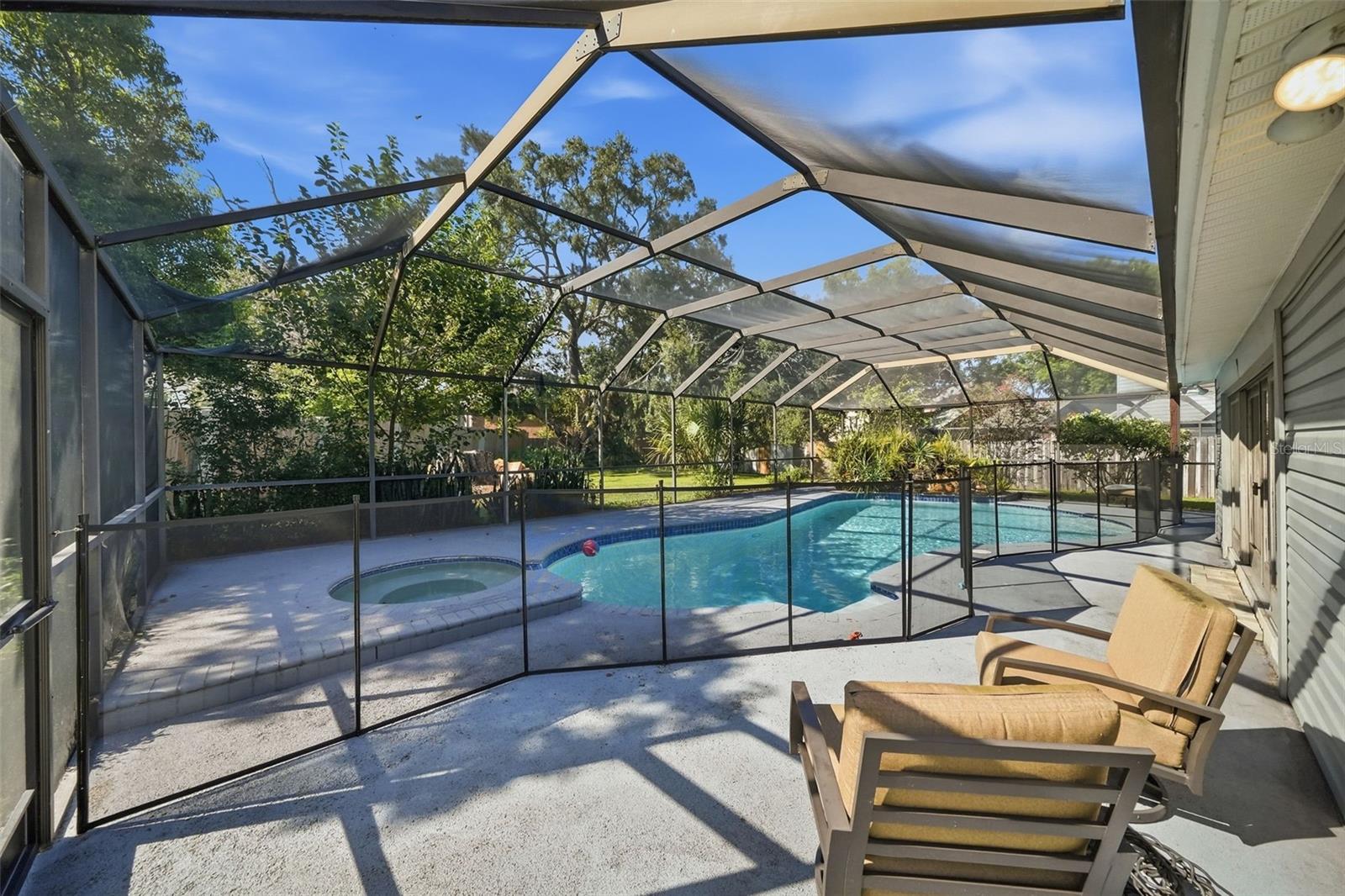 13536 LAKE MAGDALENE DR — photo 46