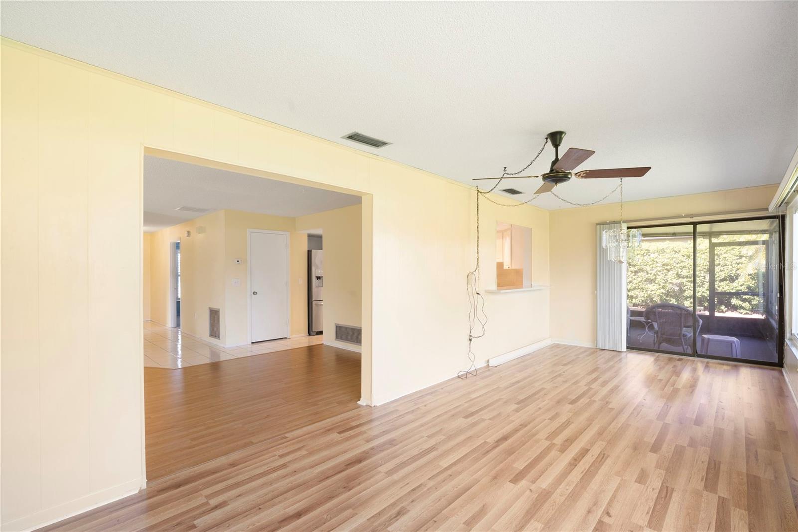 883 SHAMROCK BLVD #9 — photo 17