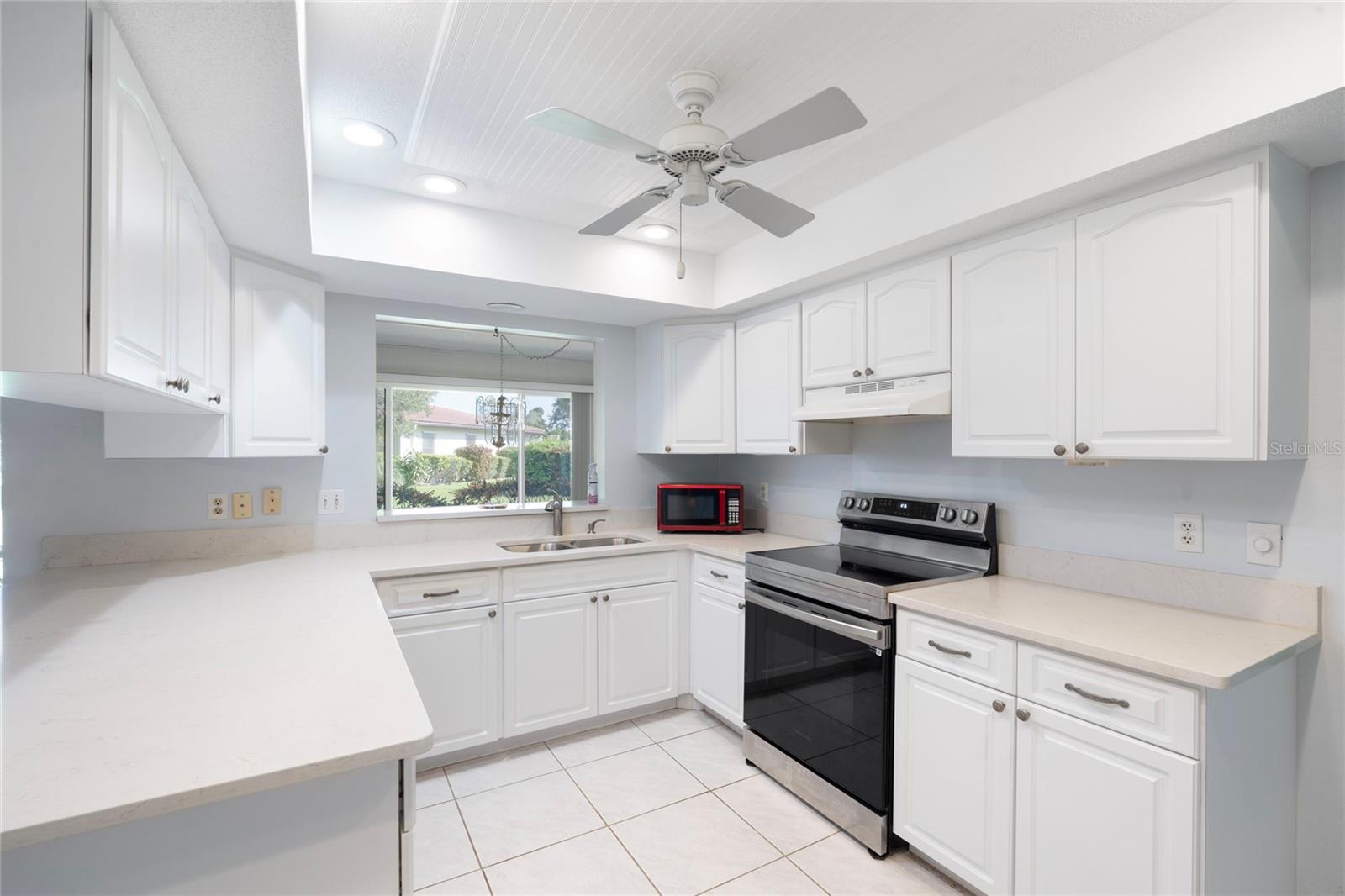 883 SHAMROCK BLVD #9 — photo 3