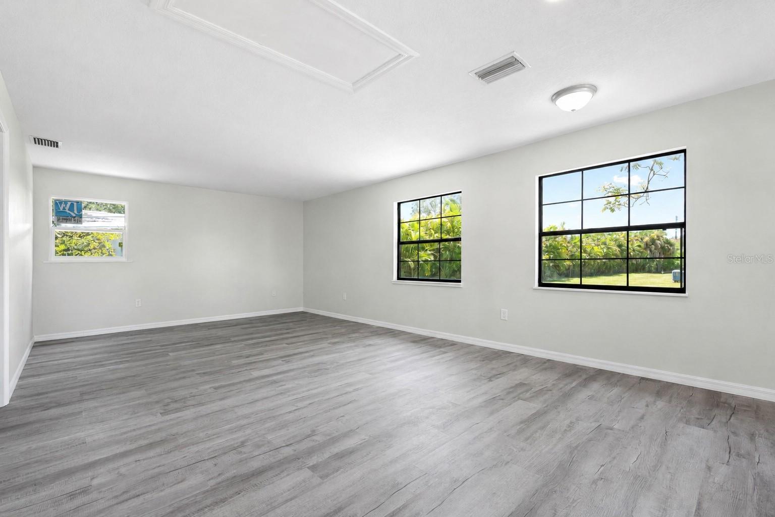 2331 MISSION VALLEY BLVD — photo 8