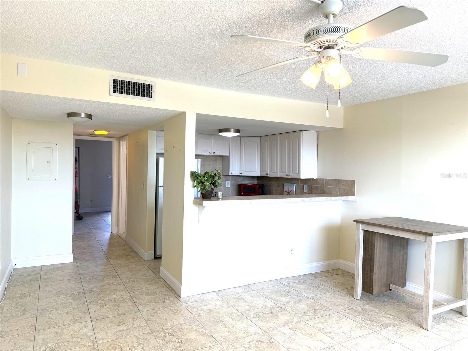 7665 SUN ISLAND DR S #409 — photo 5