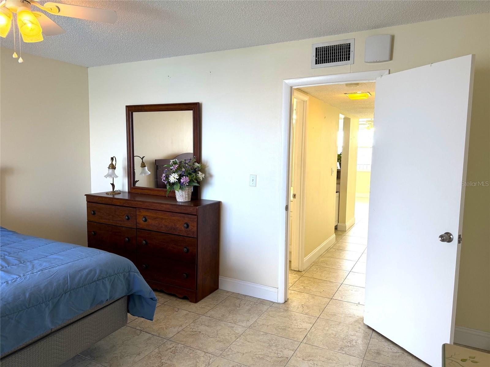 7665 SUN ISLAND DR S #409 — photo 12