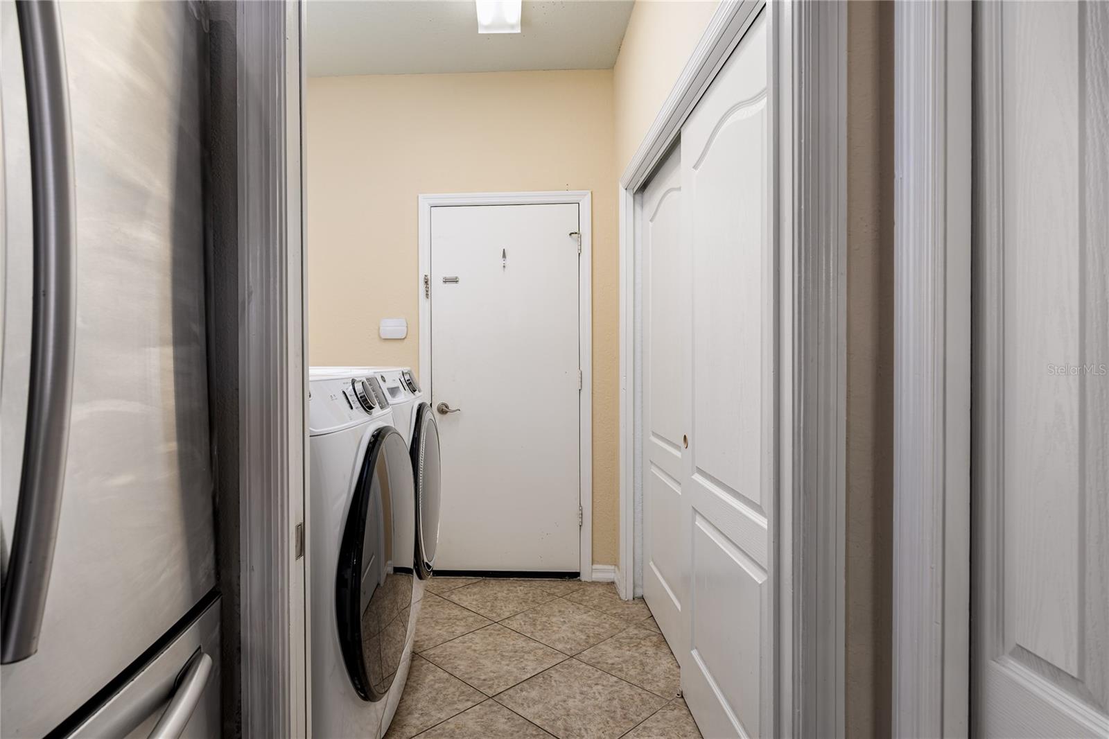 8910 STONE HARBOUR LOOP — photo 10
