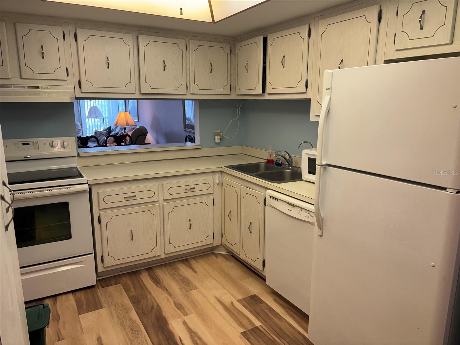 4910 38TH WAY S #411 — photo 3