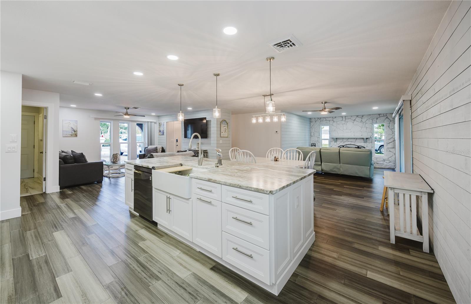 625 E BAFFIN DR — photo 11