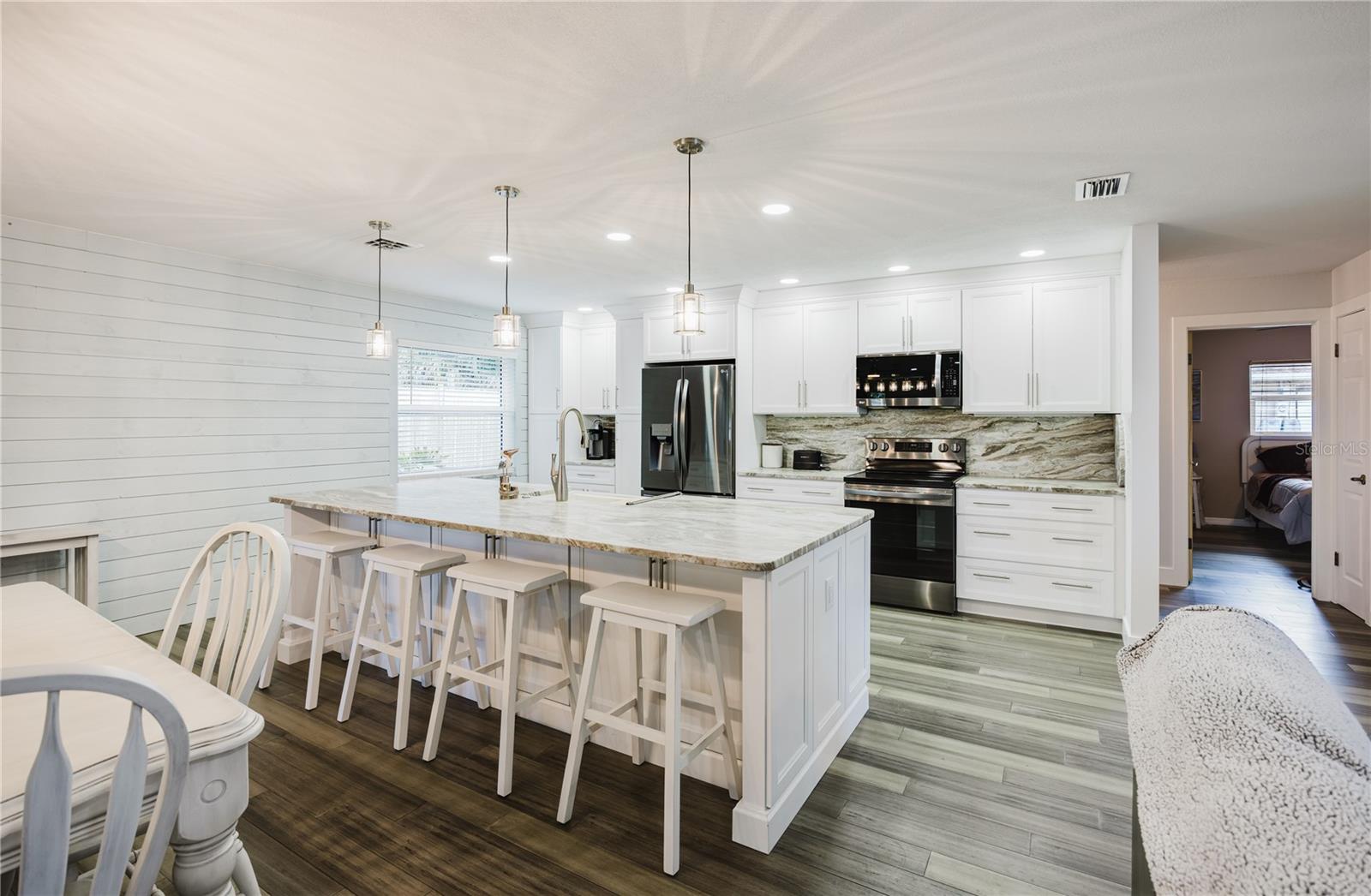 625 E BAFFIN DR — photo 10