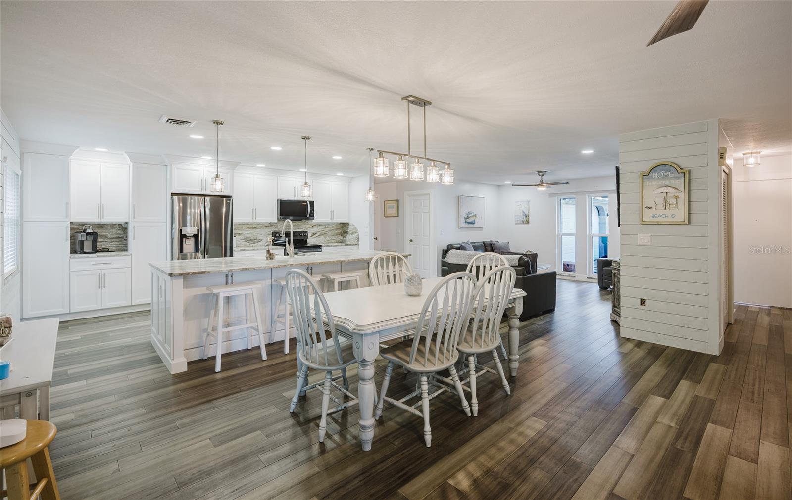 625 E BAFFIN DR — photo 6