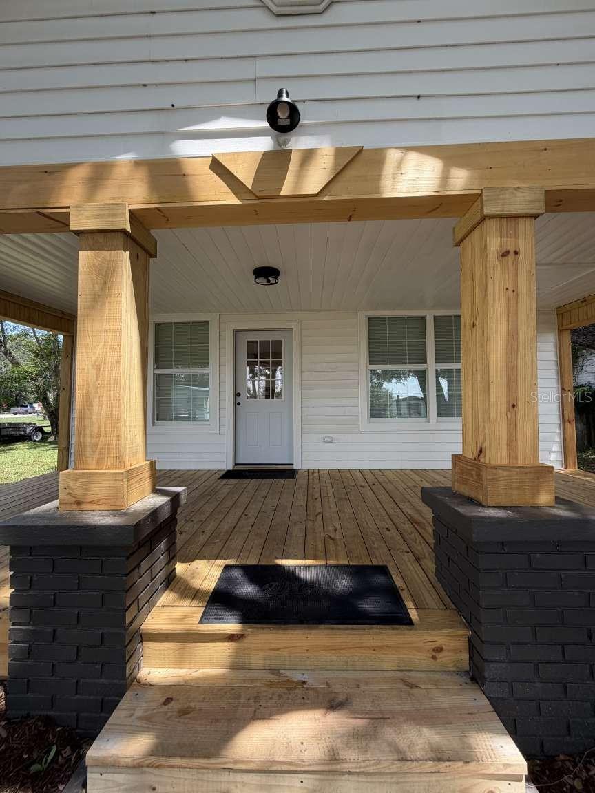 10120 ALAFIA ST — photo 3