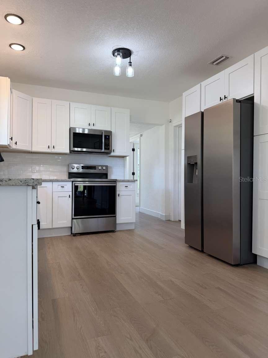 10120 ALAFIA ST — photo 11