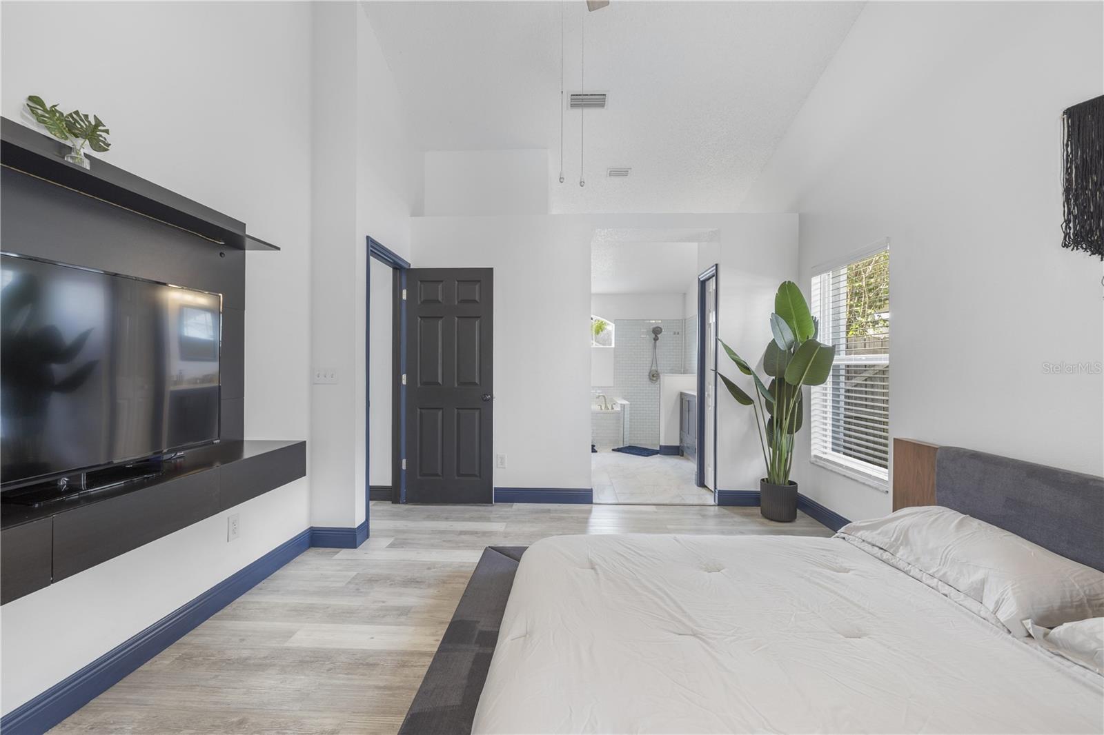 9331 PONTIAC DR — photo 29