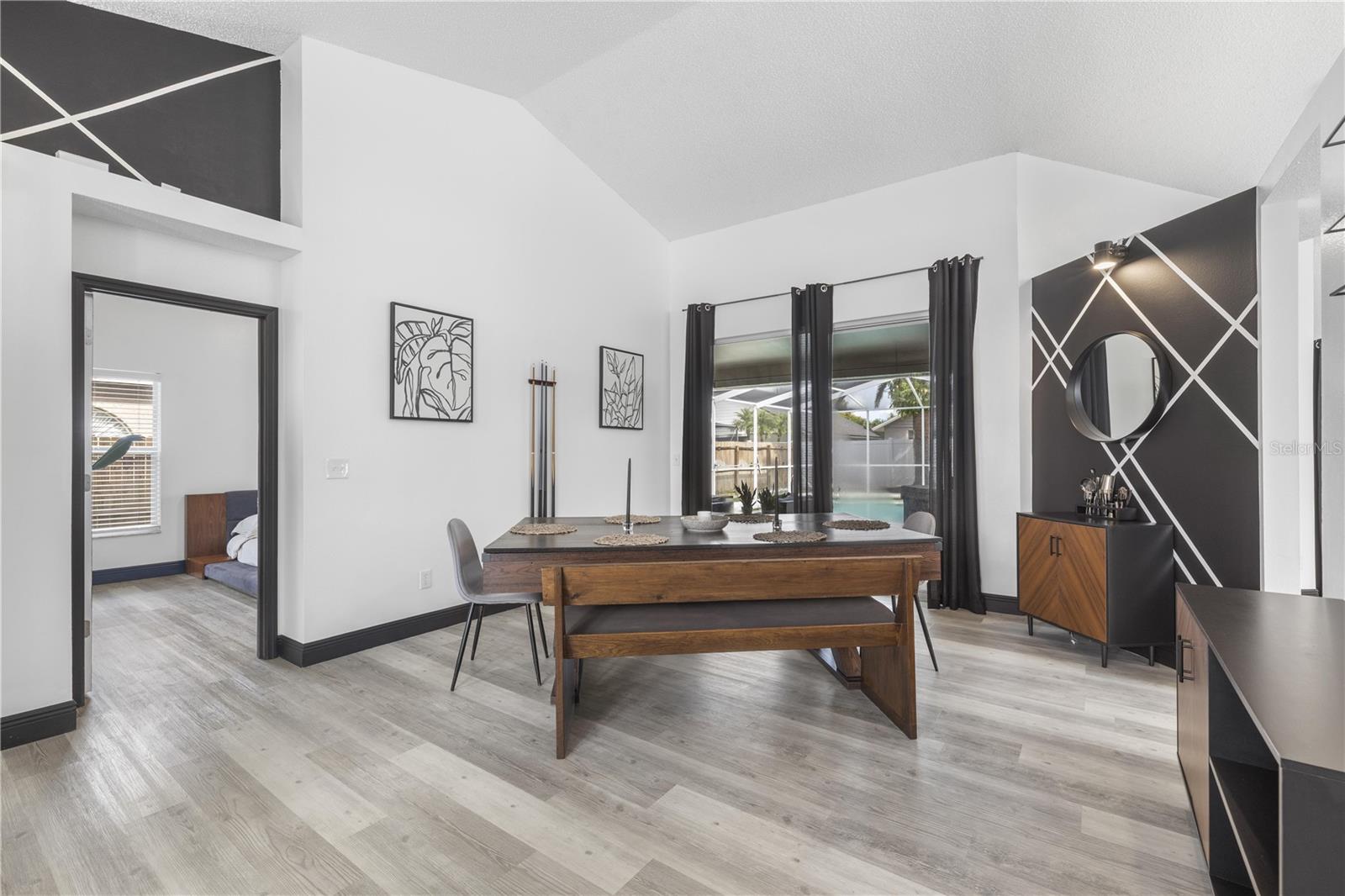 9331 PONTIAC DR — photo 14