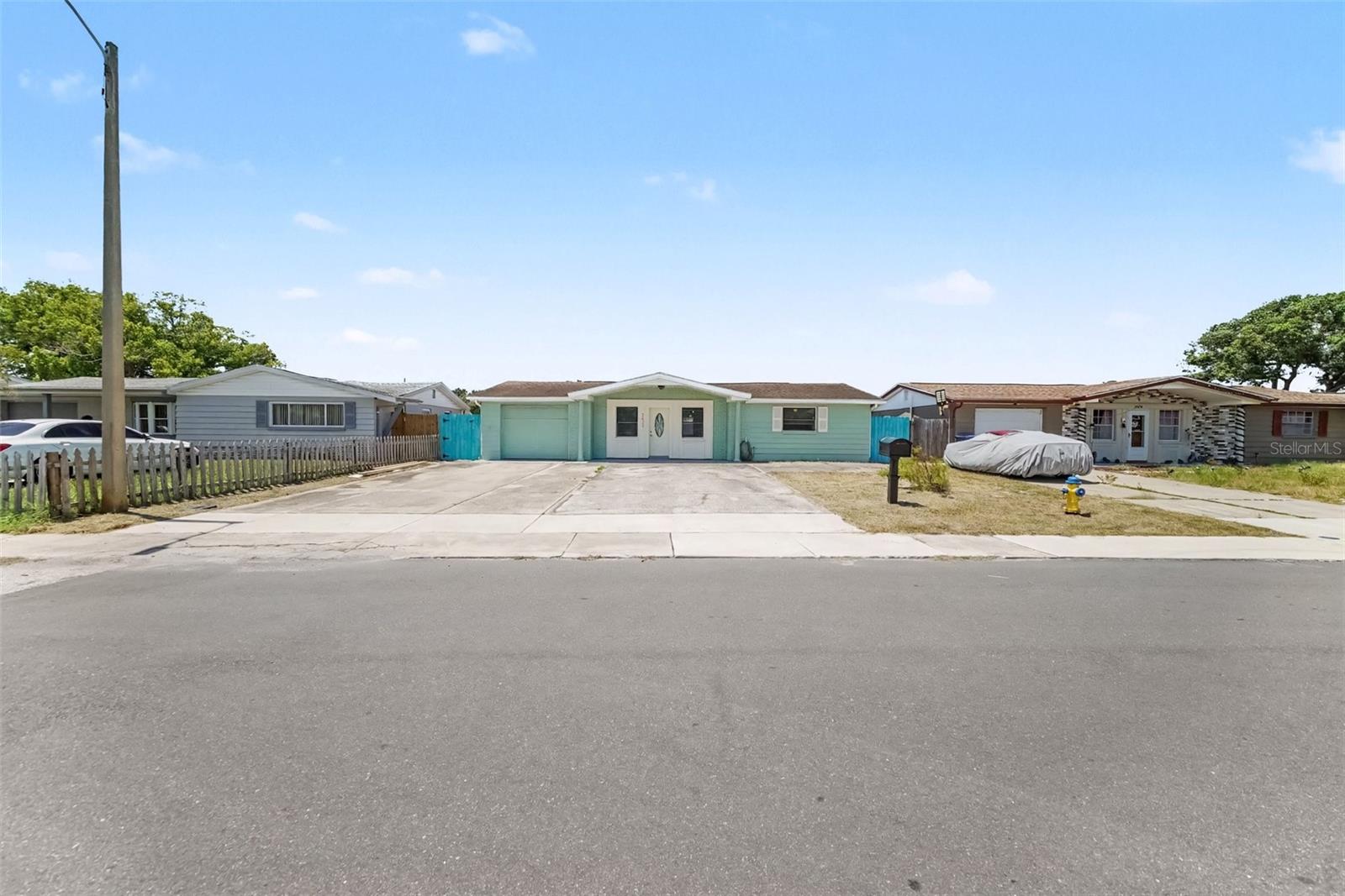 3421 ROCK ROYAL DR — photo 20