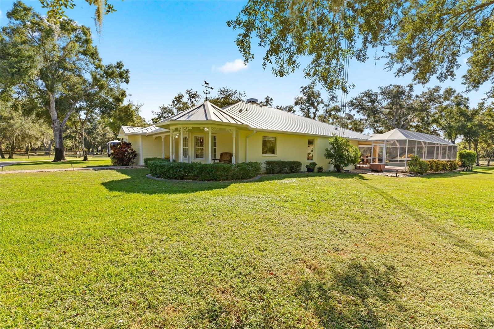 Home in NORTH PORT — photo 10