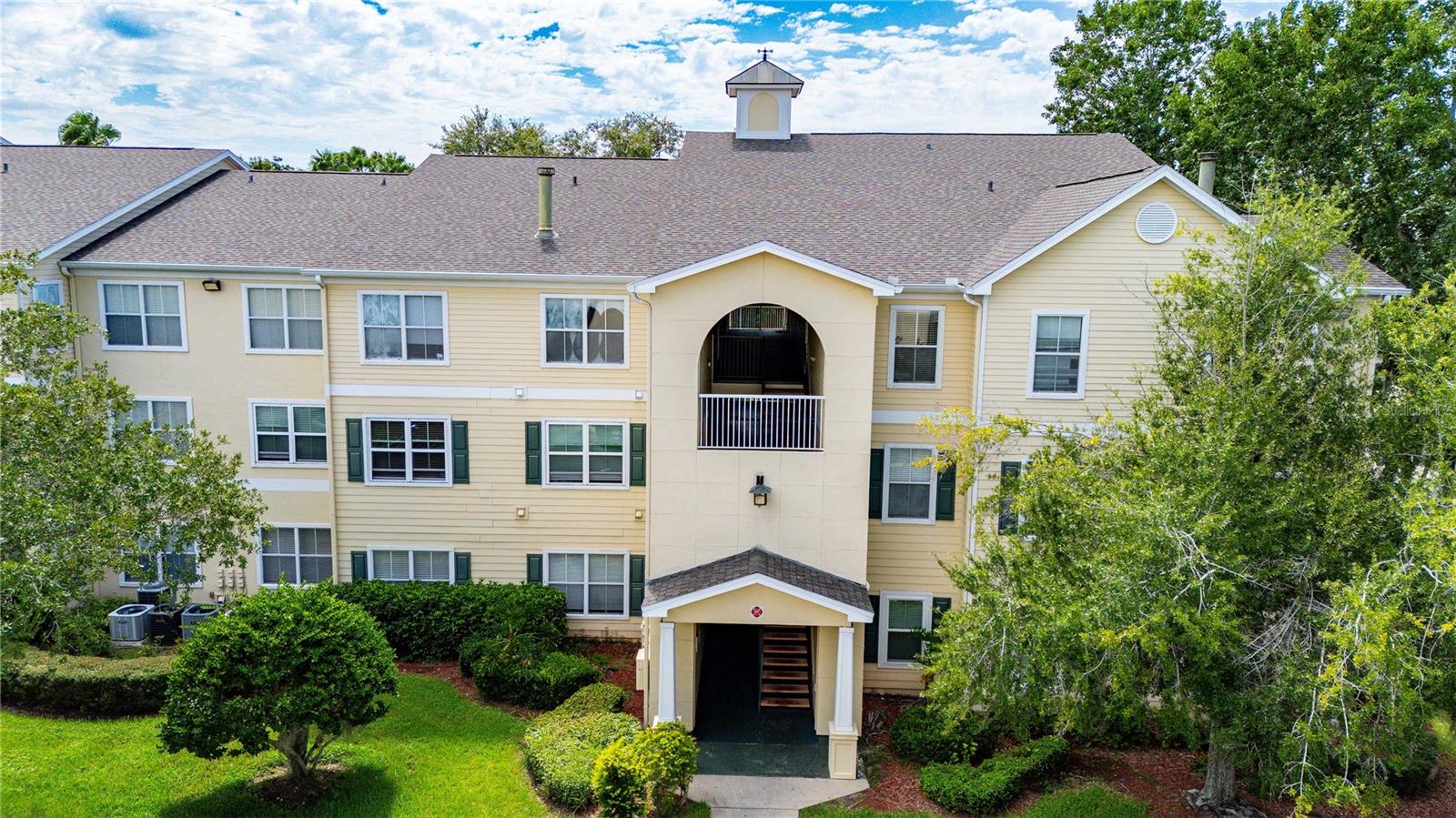 18525 BRIDLE CLUB DR #18525 — photo 34