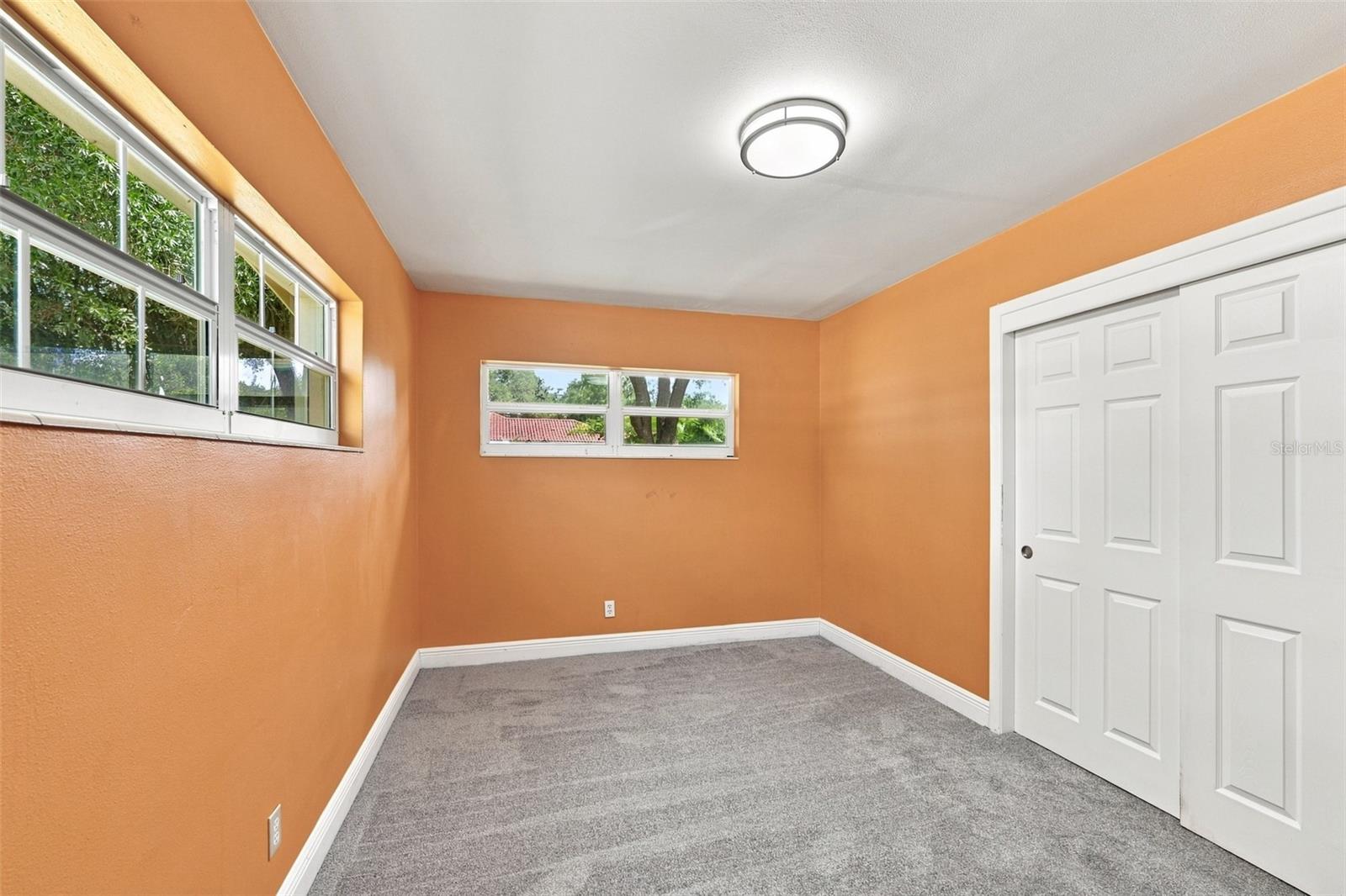 11515 N RAVINE RD — photo 22