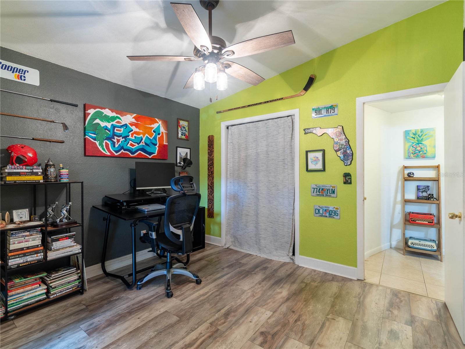 608 PENT ST — photo 23