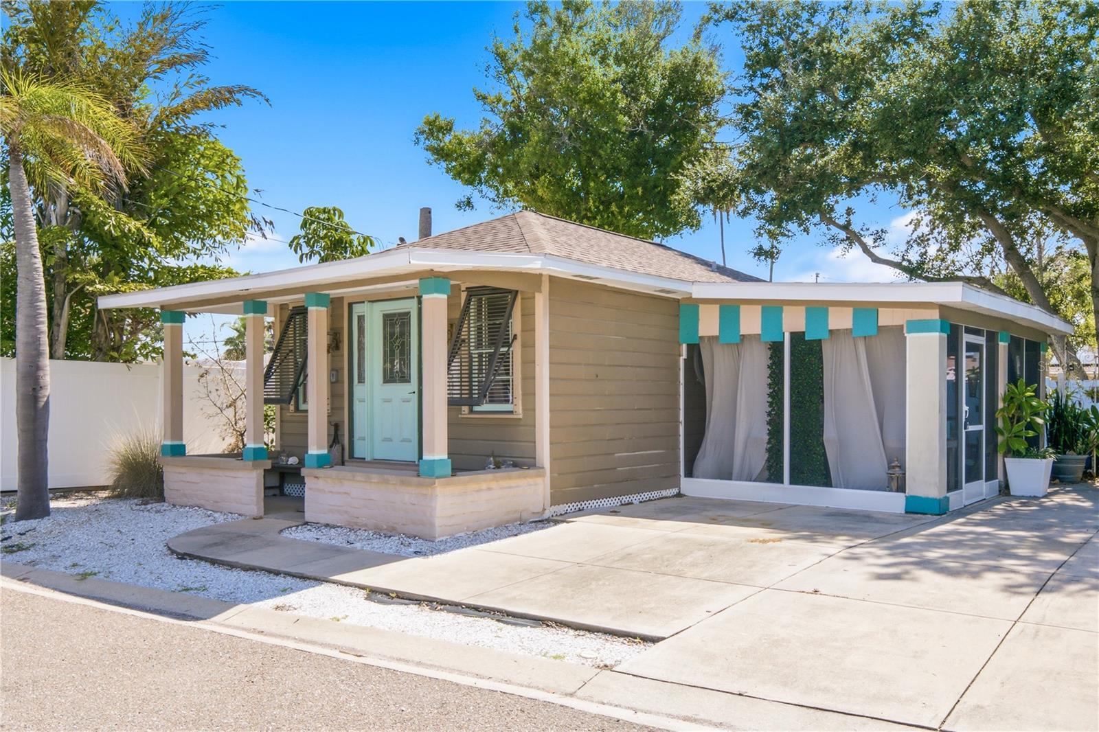 1509 LEGION LN — photo 4