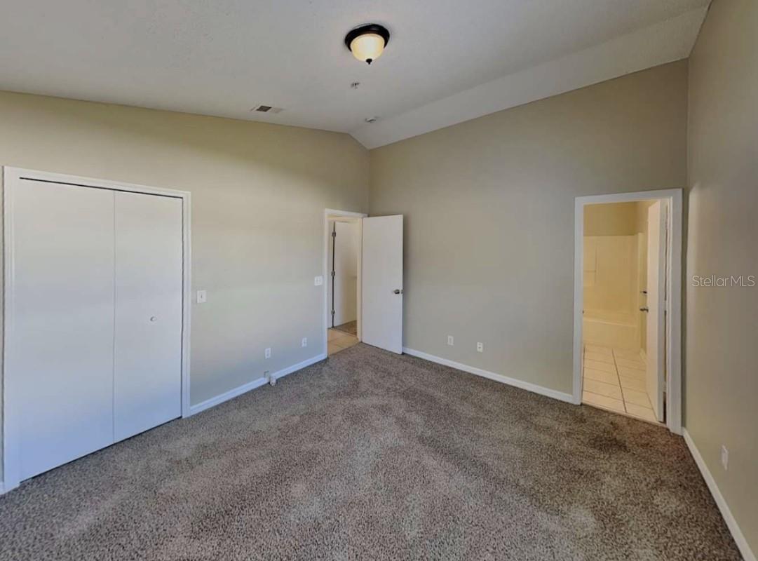 605 BEVERLY DR — photo 3