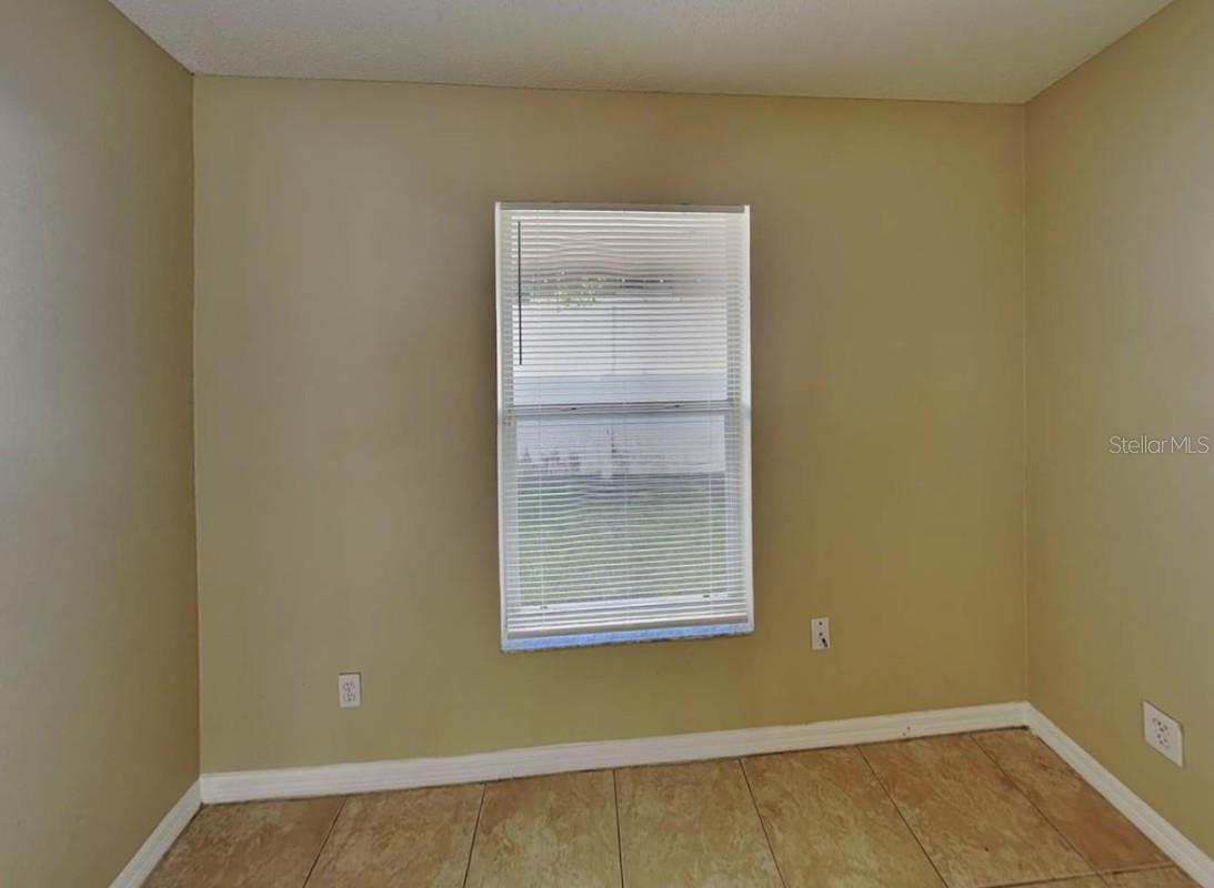 605 BEVERLY DR — photo 9