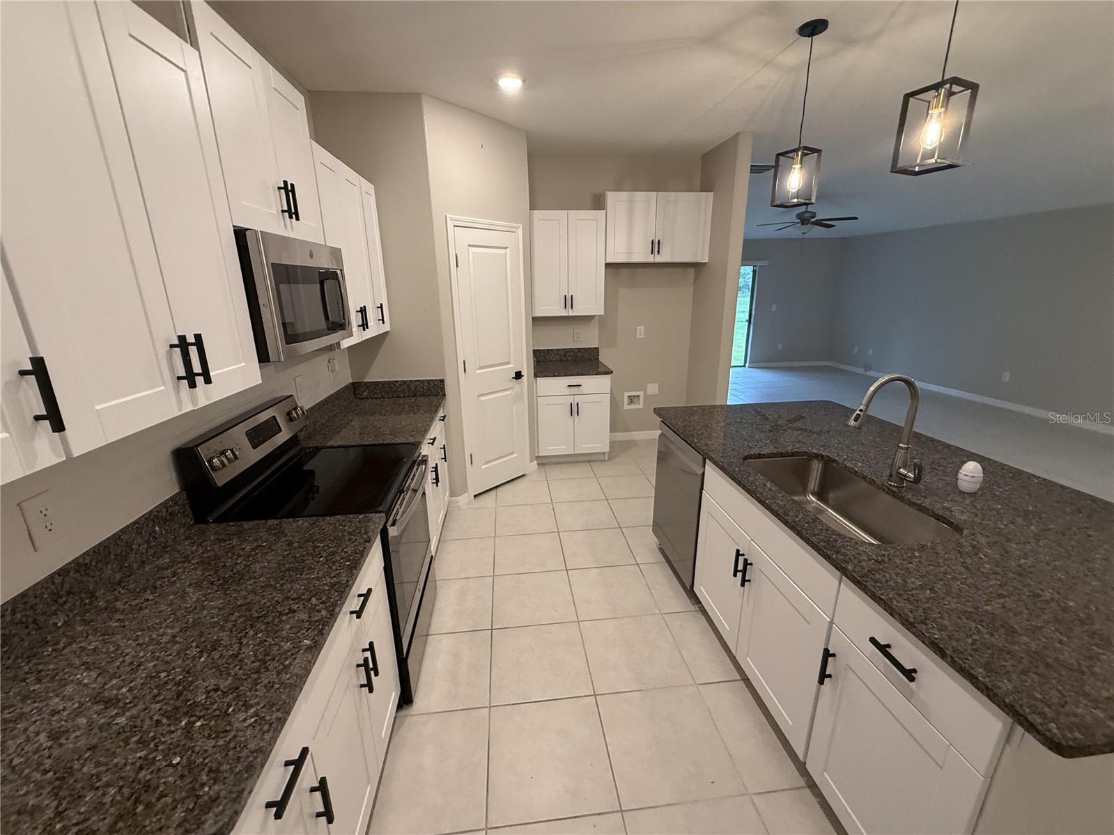 15516 MILLER CREEK DR — photo 6