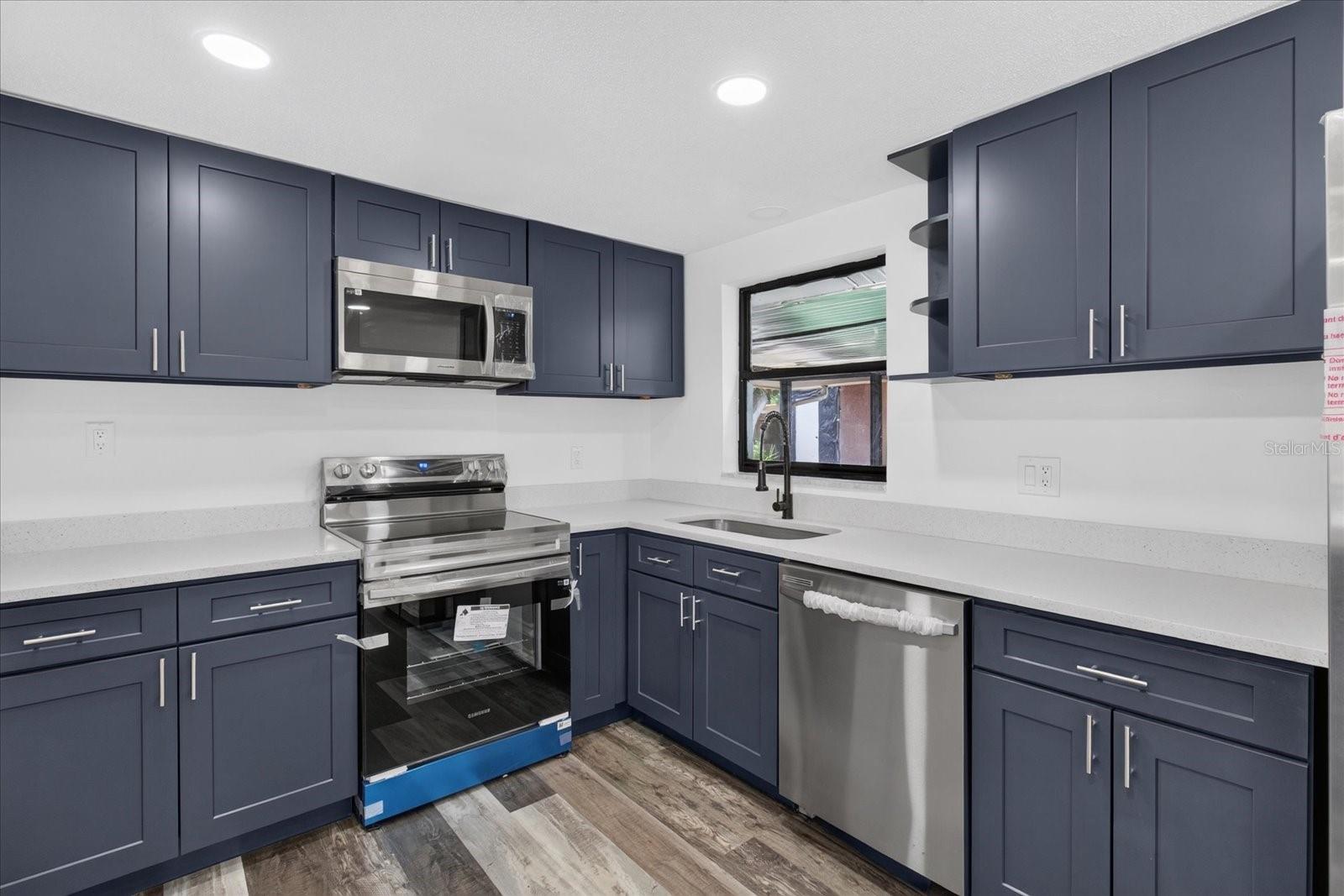 7731 BRACKEN DR — photo 16