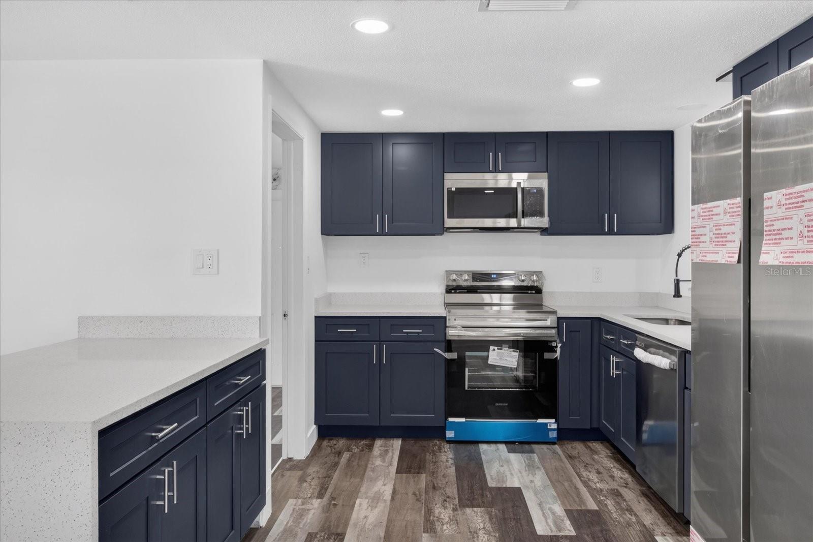7731 BRACKEN DR — photo 13