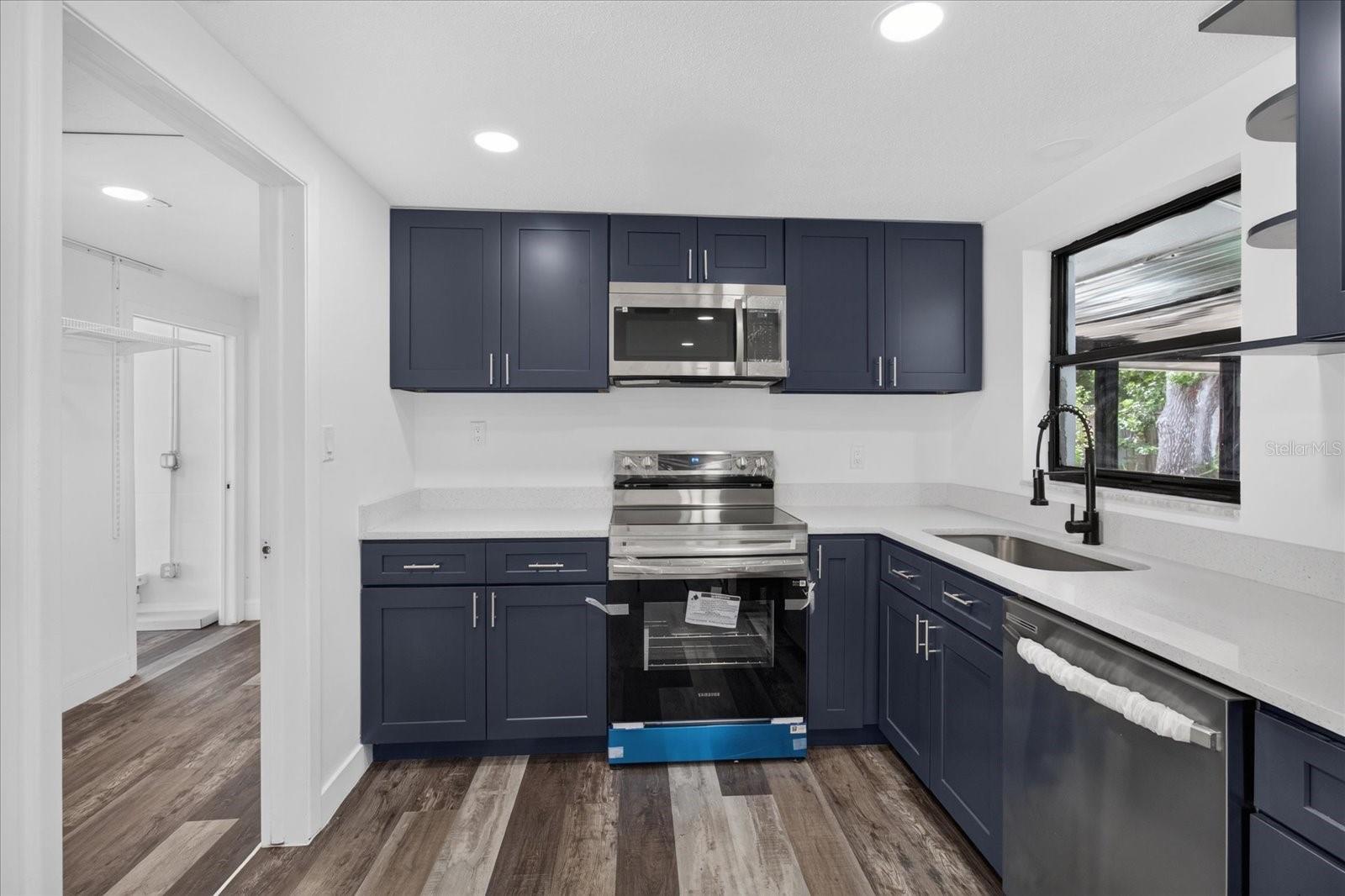 7731 BRACKEN DR — photo 15