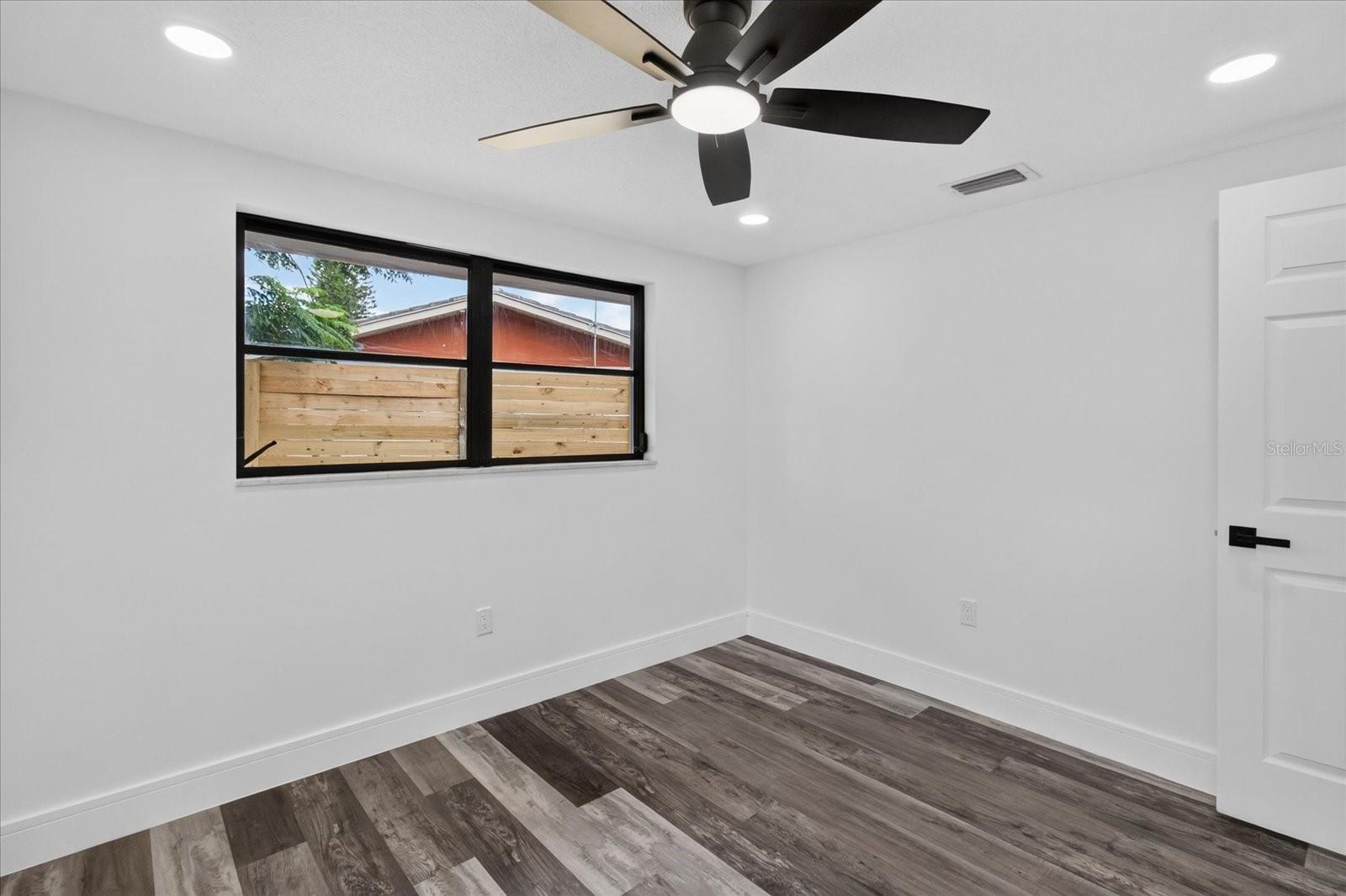 7731 BRACKEN DR — photo 28