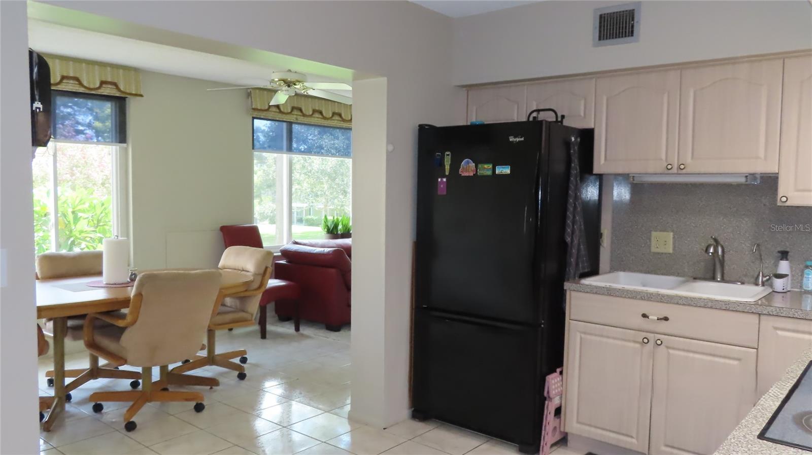 2402 ECUADORIAN WAY #34 — photo 10
