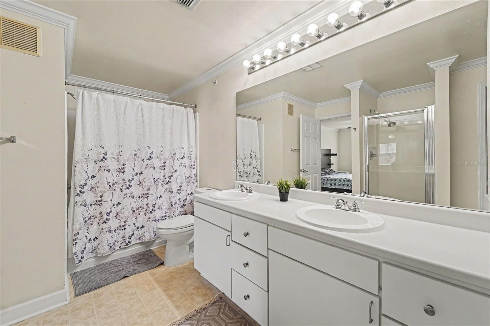 18193 STERLING GATE CIR — photo 11