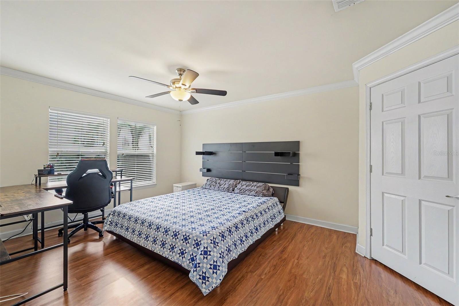 18193 STERLING GATE CIR — photo 9