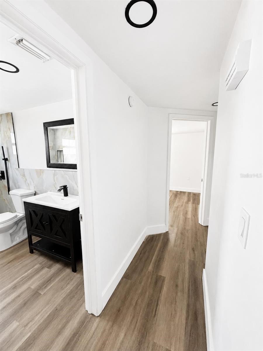 1346 CHANCELLOR DR — photo 14