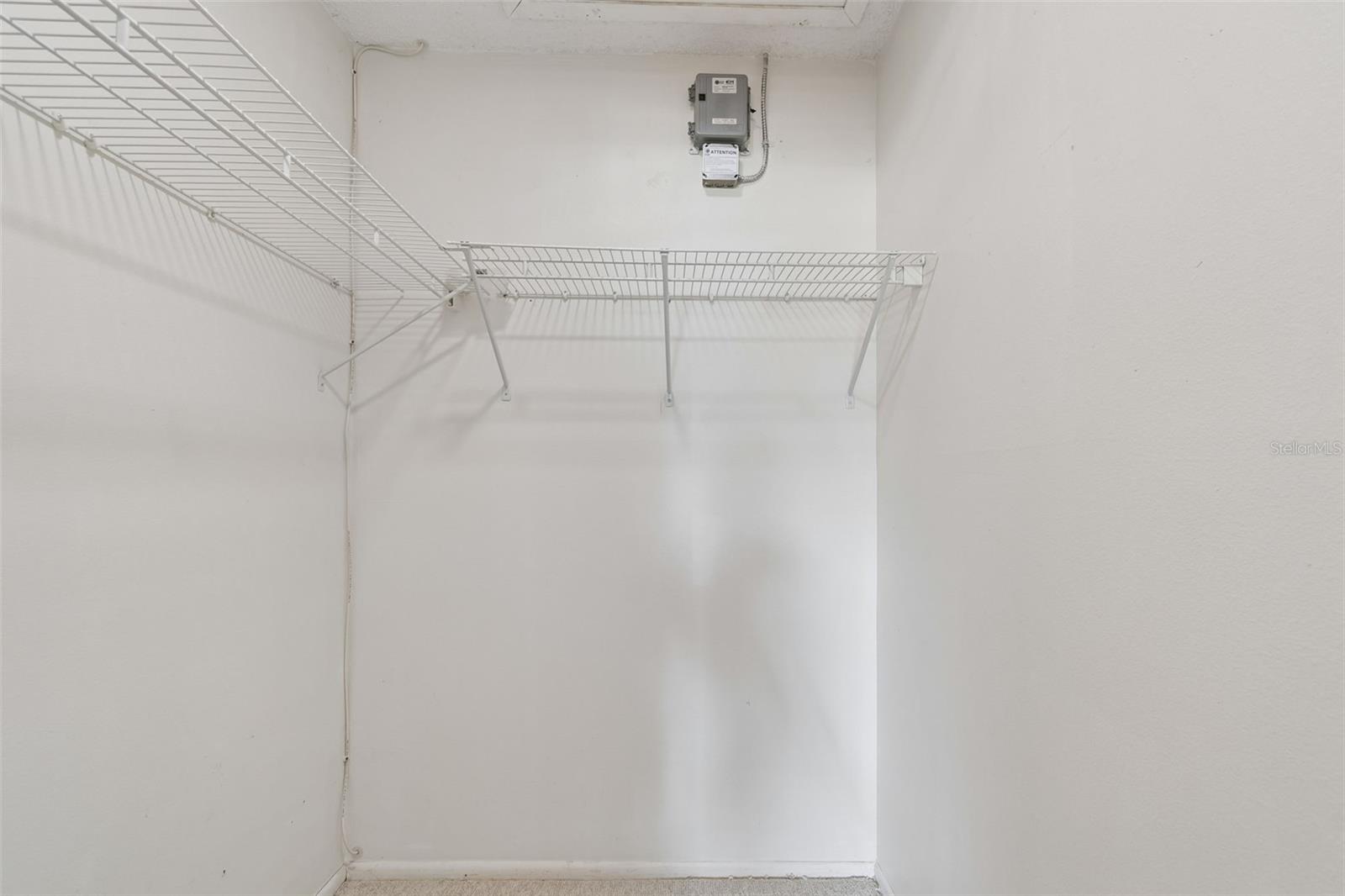 2150 SHELLY DR #B — photo 16