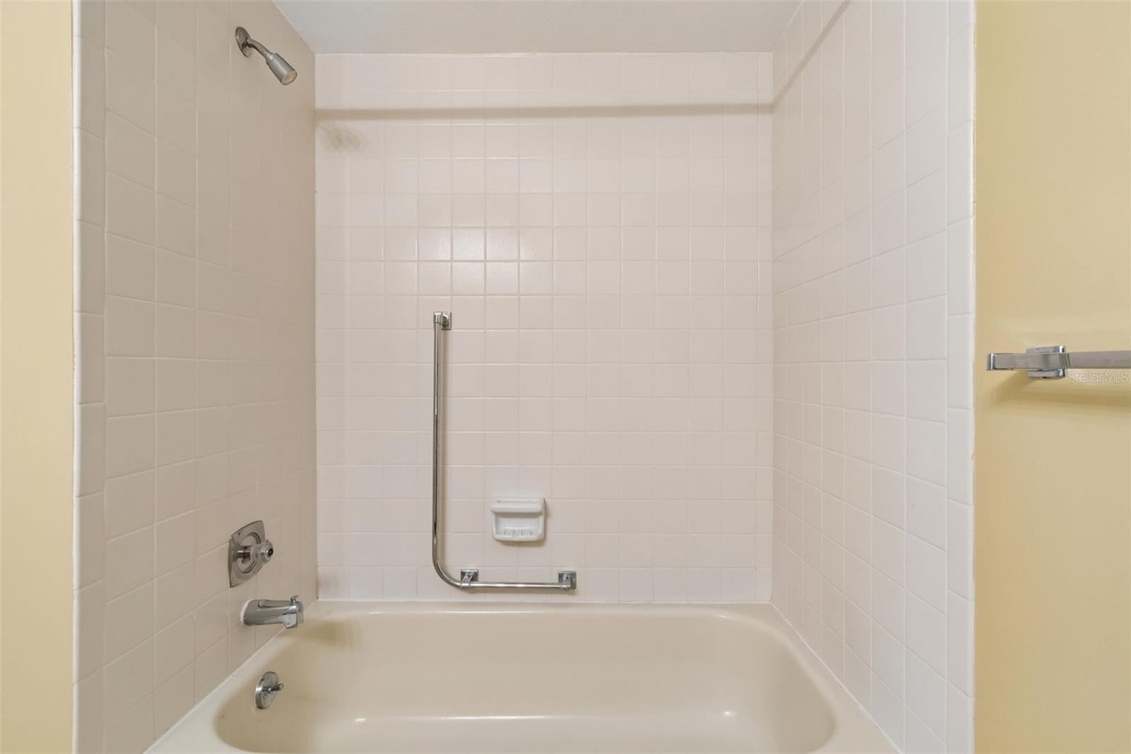 2150 SHELLY DR #B — photo 20
