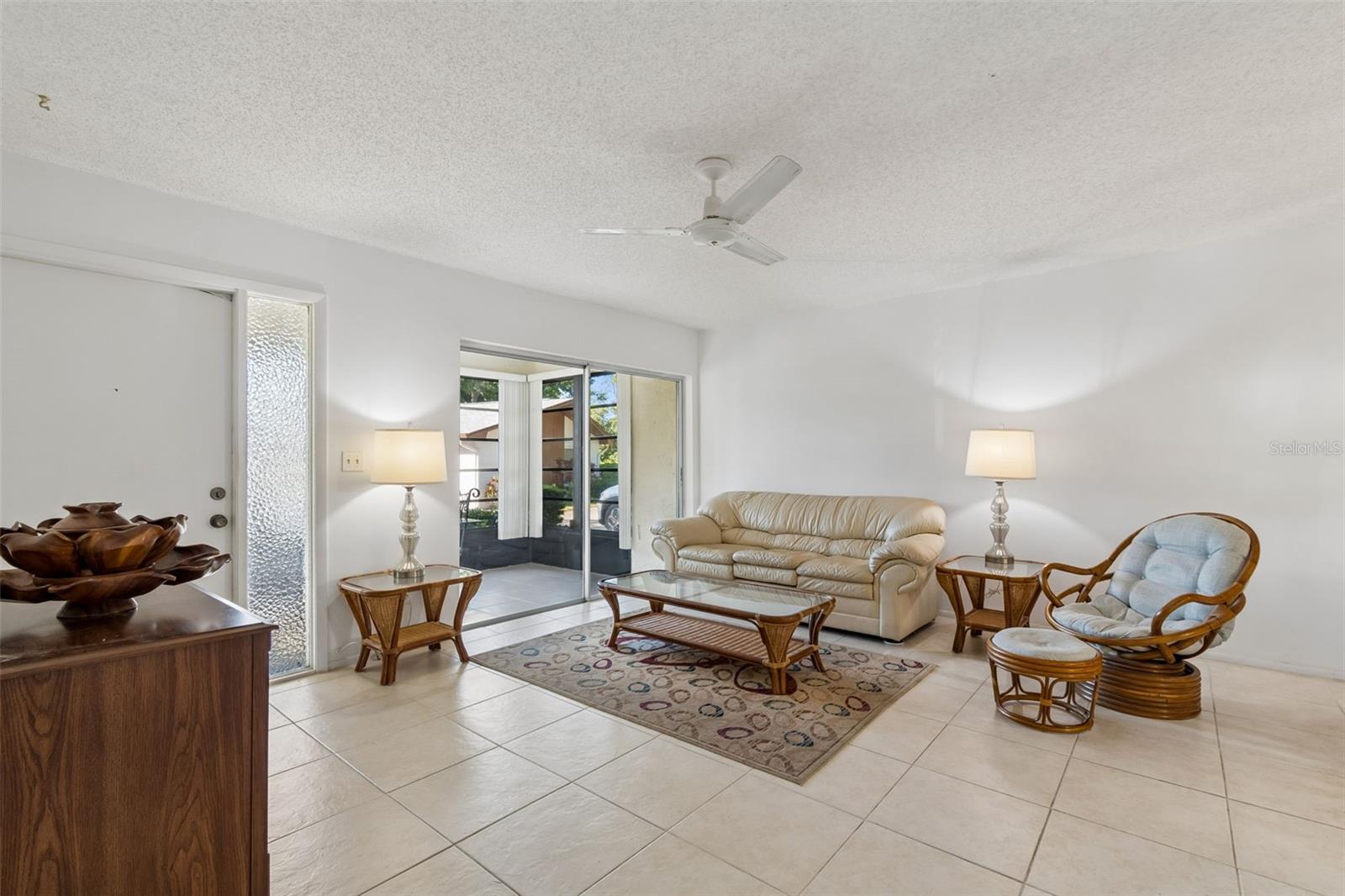 2150 SHELLY DR #B — photo 6