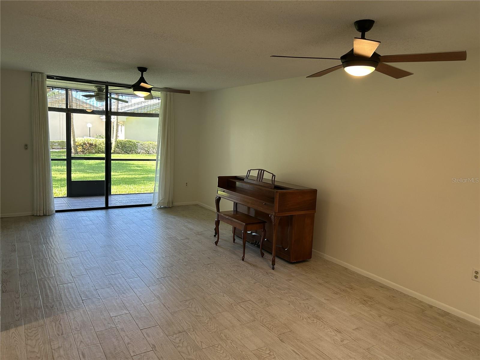 1316 PASADENA AVE S #102 — photo 10